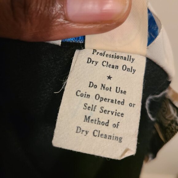 Summit of Boston | Women's Vintage Classic Black A-Line Wool Skirt (Size 18) - Picture 8 of 12